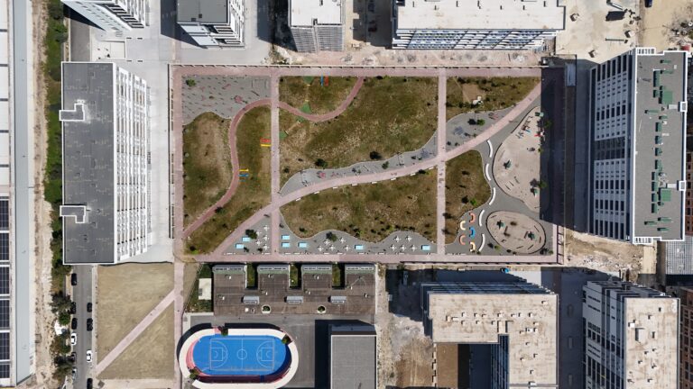 pamje nga lart e godines univers city