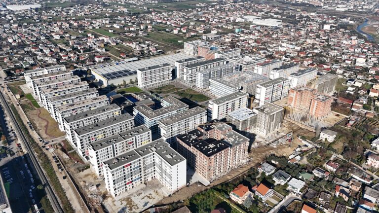 investo ne apartamente ne kompleksin rezidencial Univers City